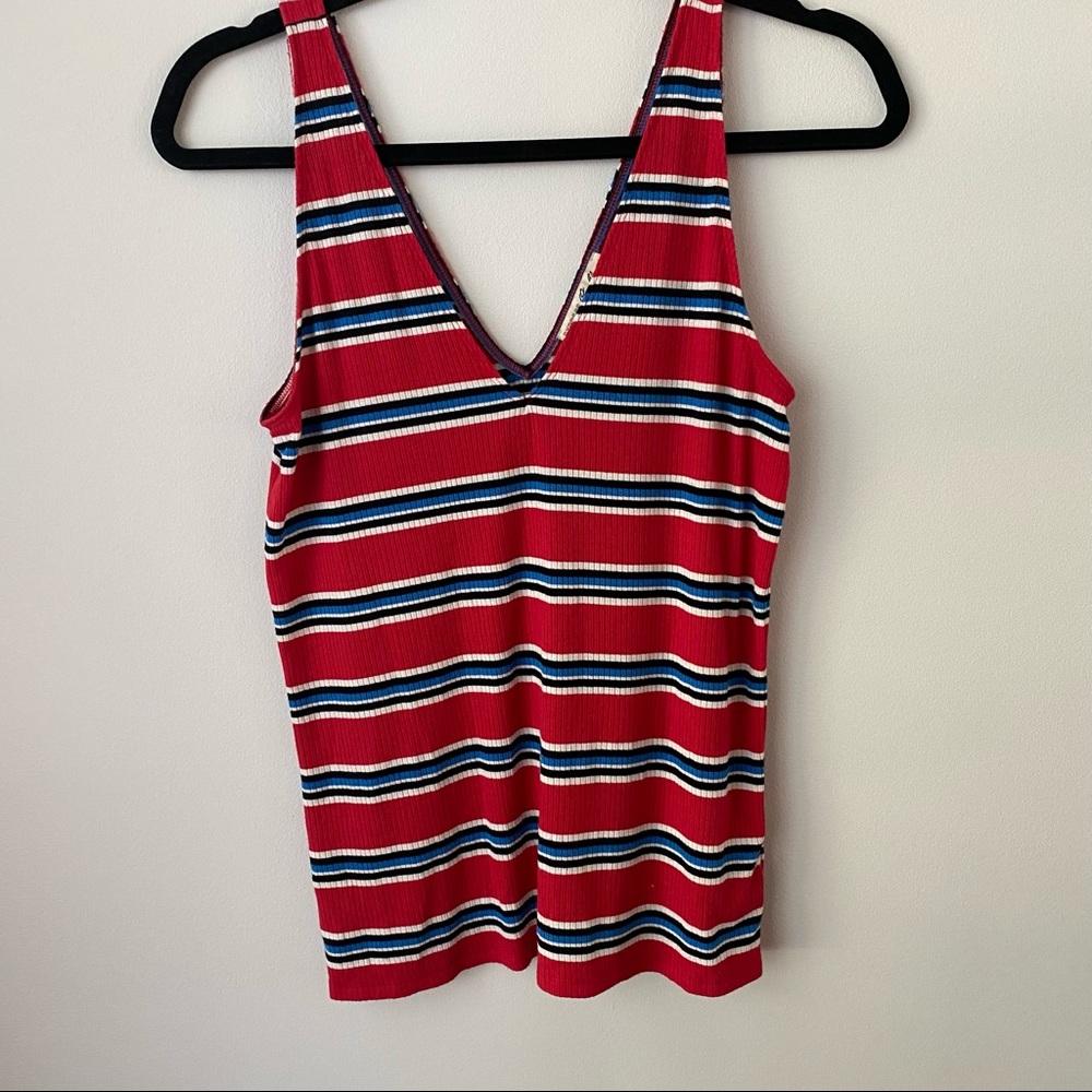 Express y2k tank size L